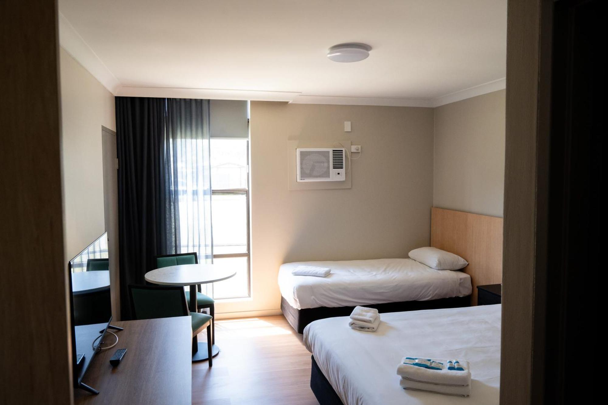 El Toro Motel Warwick Farm Kültér fotó