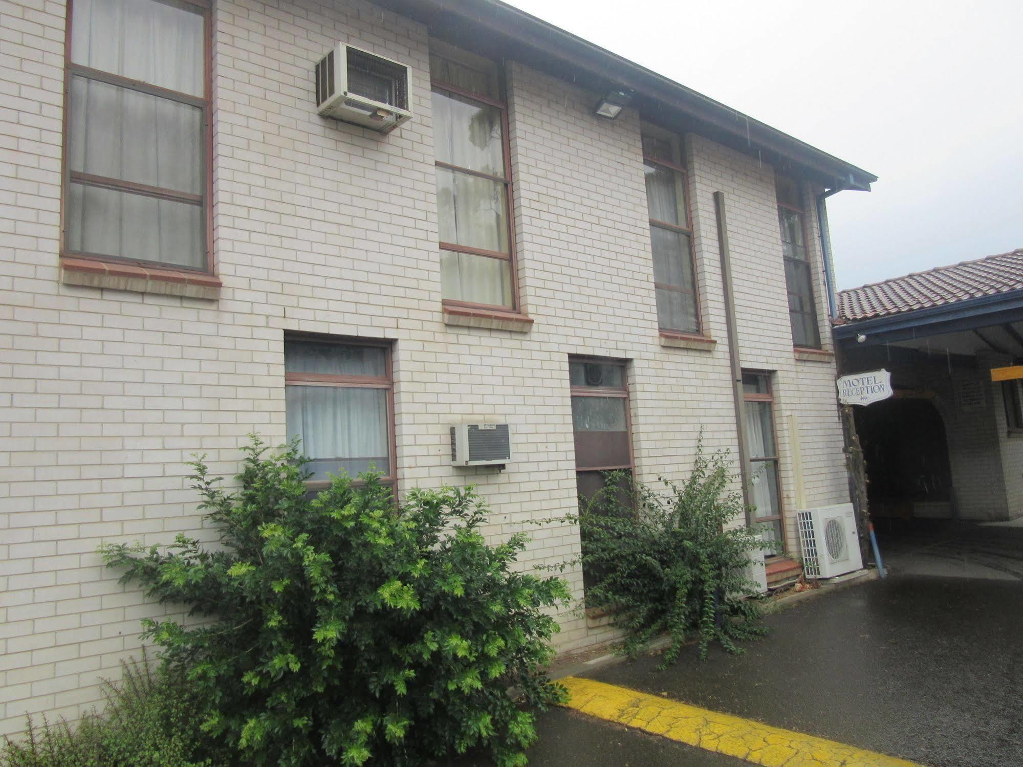 El Toro Motel Warwick Farm Kültér fotó