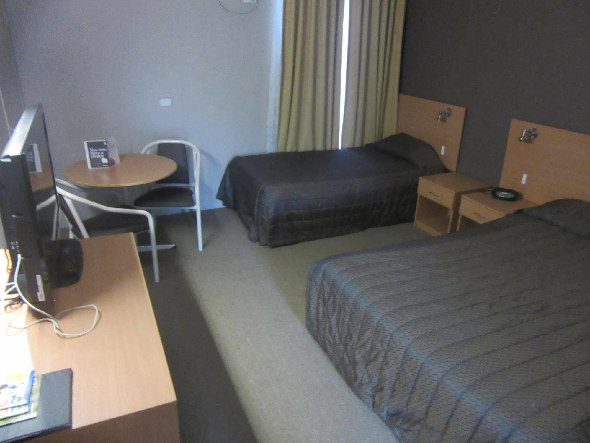 El Toro Motel Warwick Farm Kültér fotó