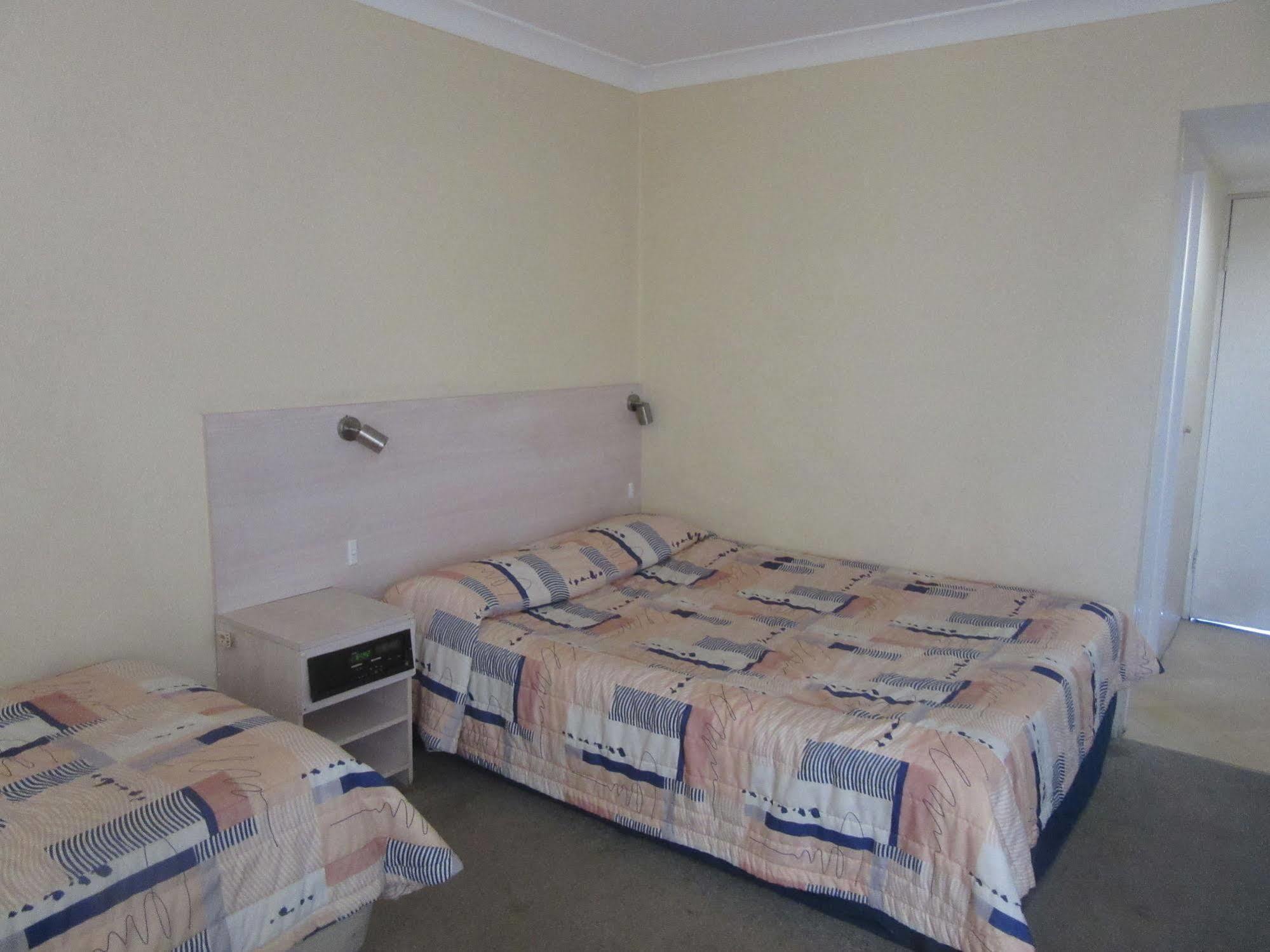 El Toro Motel Warwick Farm Kültér fotó